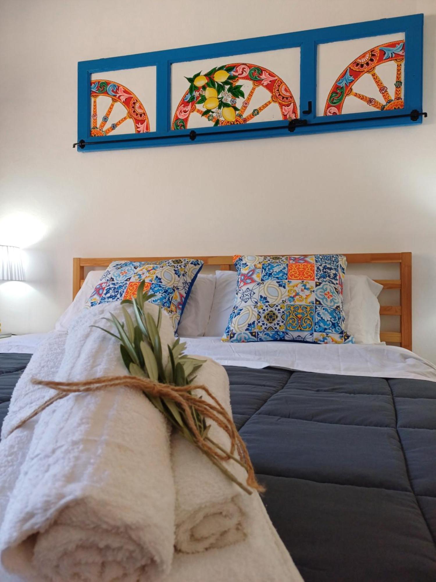 Litoranea Home Santa Flavia Eksteriør bilde