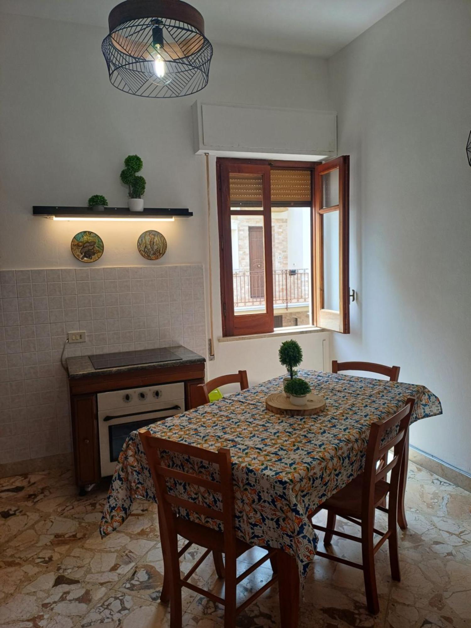 Litoranea Home Santa Flavia Eksteriør bilde